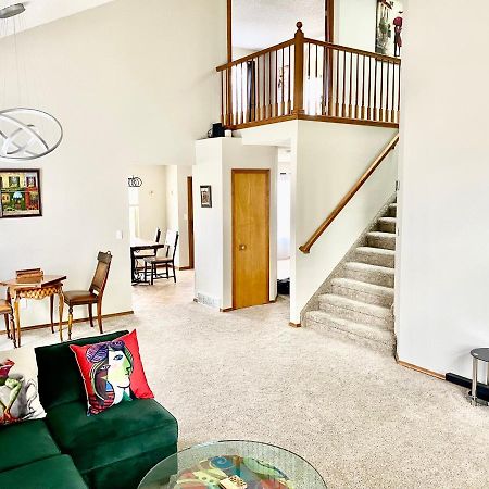 Artsy Home Close To Usafa With Fireplace And Patio Colorado Springs Buitenkant foto